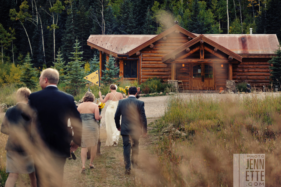 rocky mountain pine creek cookhouse wedding