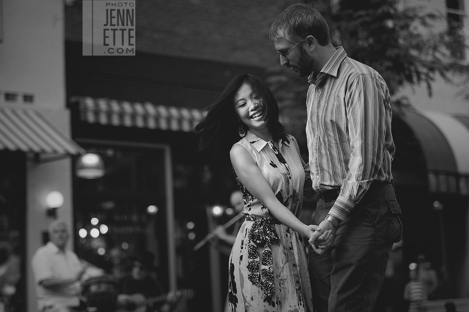 pearl street engagement photographers