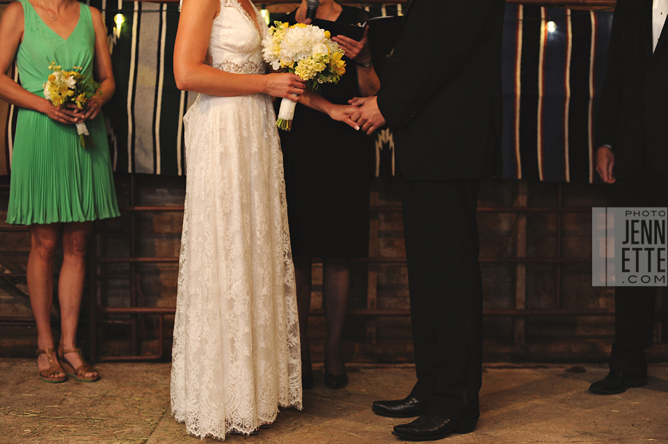 barn wedding photography