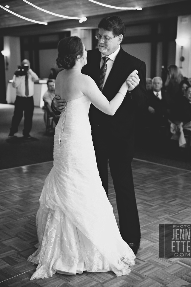 ut alumni center wedding photos | photojennette photography