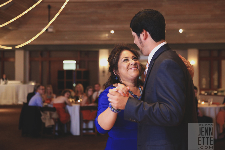 ut alumni center wedding photos | photojennette photography