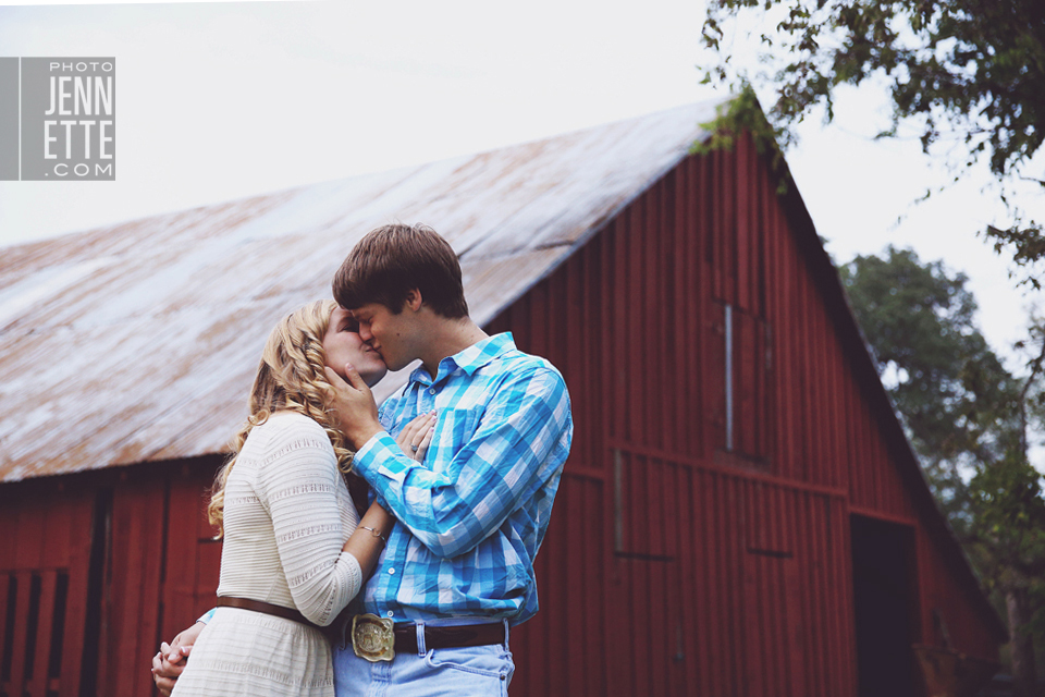 old settlers park engagement session - photojennette photography