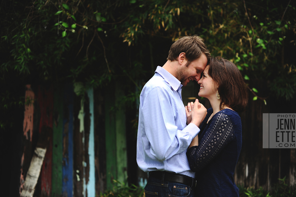 south first engagement photography - http://www.photojennette.com/laura-josh