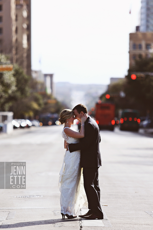 austin club wedding photographers | http://www.photojennette.com/megan&chris