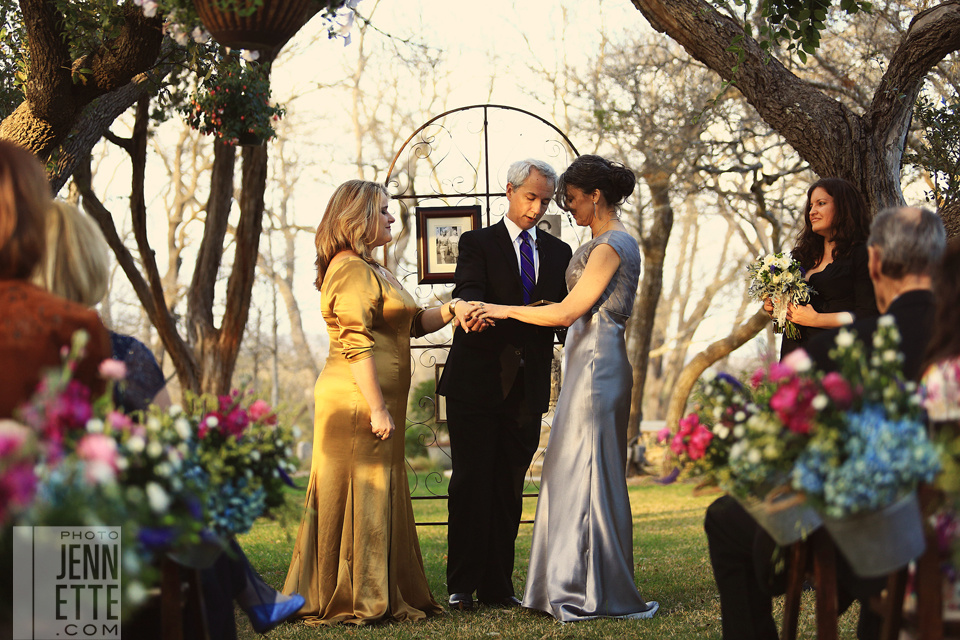 wedding photos red corral ranch ~ http://www.photojennette.com/kimberley&tina