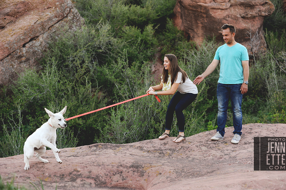 red rocks engagement photography | http://www.photojennette.com/carly&russell